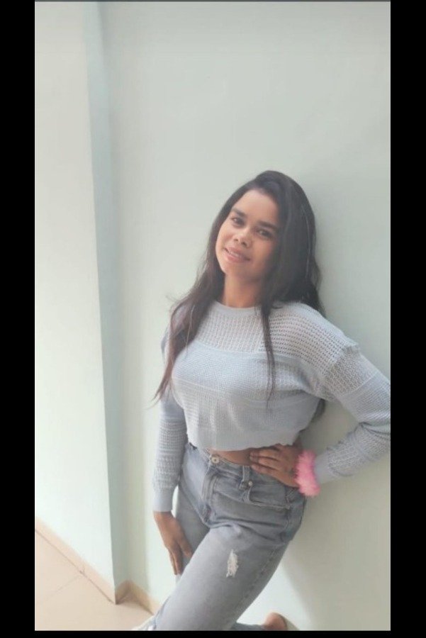 high profile Hazratganj call girl
